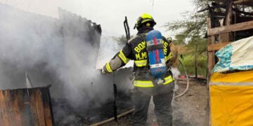 Incendio consume vivienda en Montemorelos