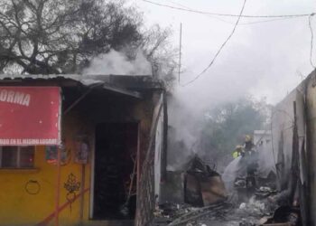 Incendio frutería Apodaca