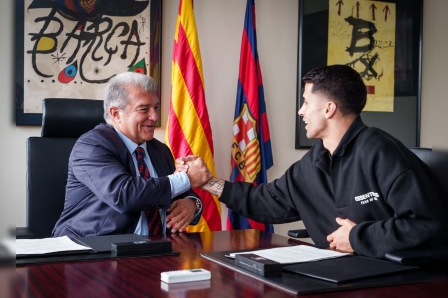 Joao Cancelo Barcelona