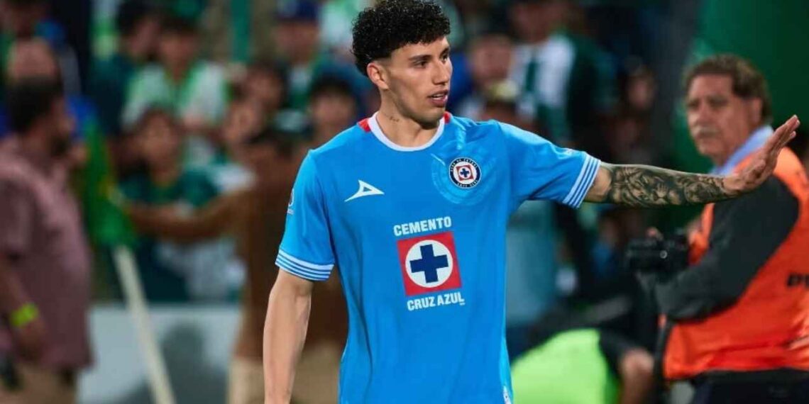 Jorge Sánchez se encuentra en la mira del PAOK de Grecia ante su buen momento en Cruz Azul