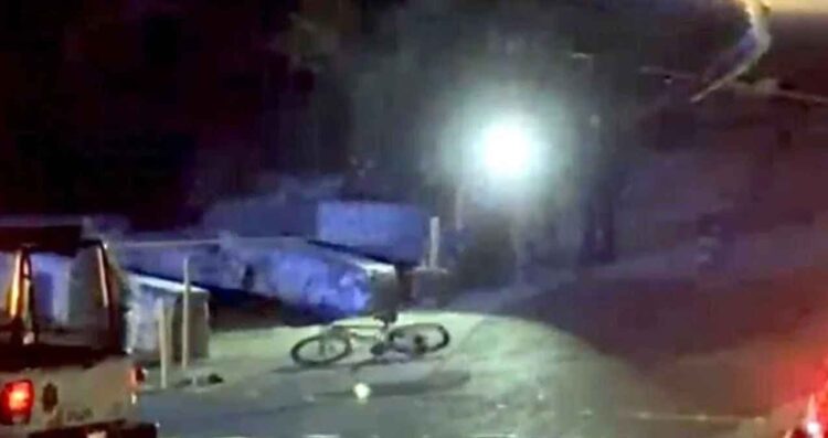Joven ciclista fallece al impactarse contra un muro en Guadalupe, NL