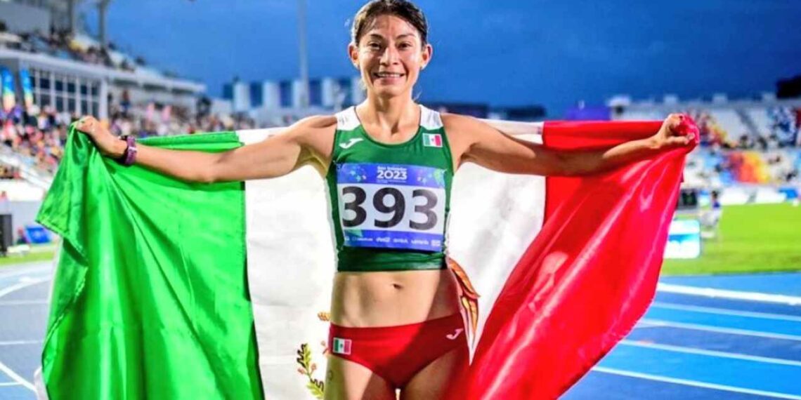 _Laura Galván rompe récord nacional