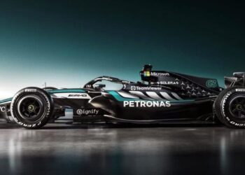 Mercedes W17