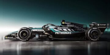 Mercedes W17