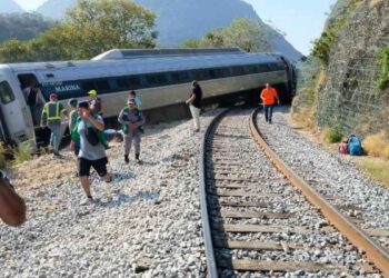 Morena comisión Tren Interoceánico
