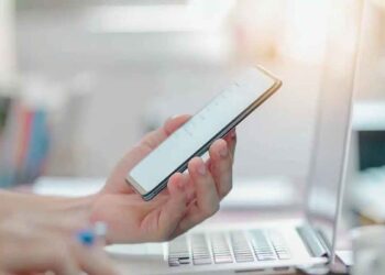 Morena defiende el registro de datos personales en telefonía móvil en México
