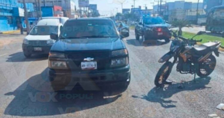 Motociclista choca en la 'curva Texas'