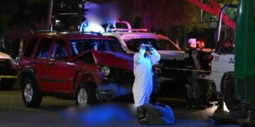 mujer prensada Guadalajara