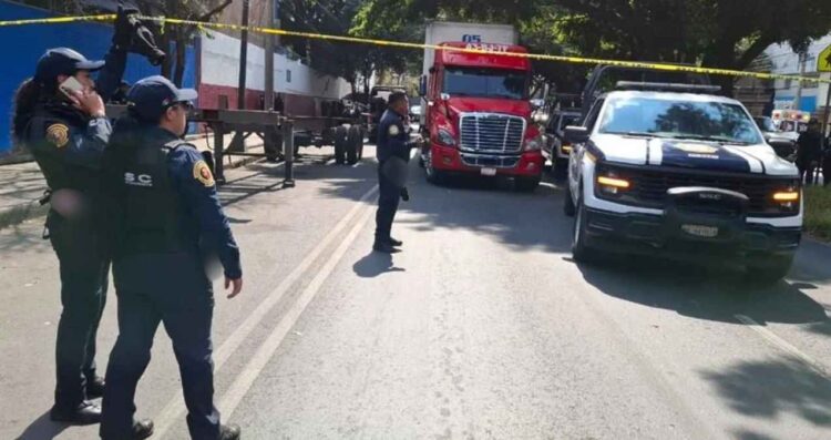 motociclista atropellado tráiler Azcapotzalco