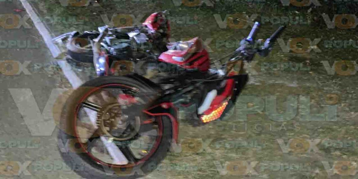 Motociclista resulta lesionado tras choque con auto en la colonia Primavera de Tampico, Tamaulipas