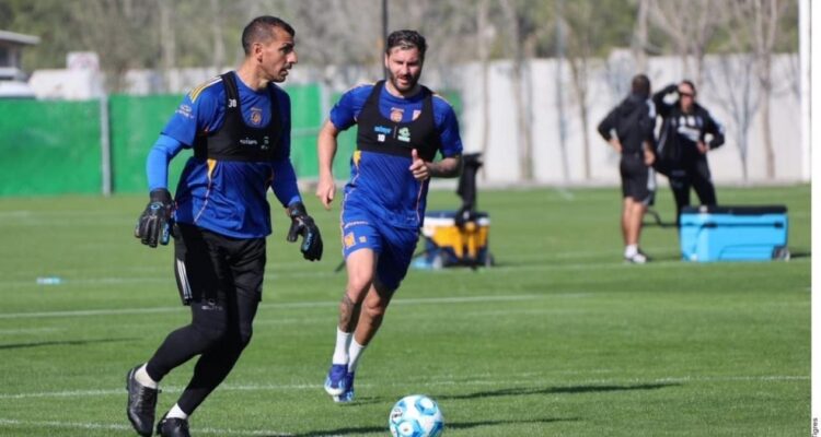 Nahuel Guzmán Tigres UANL
