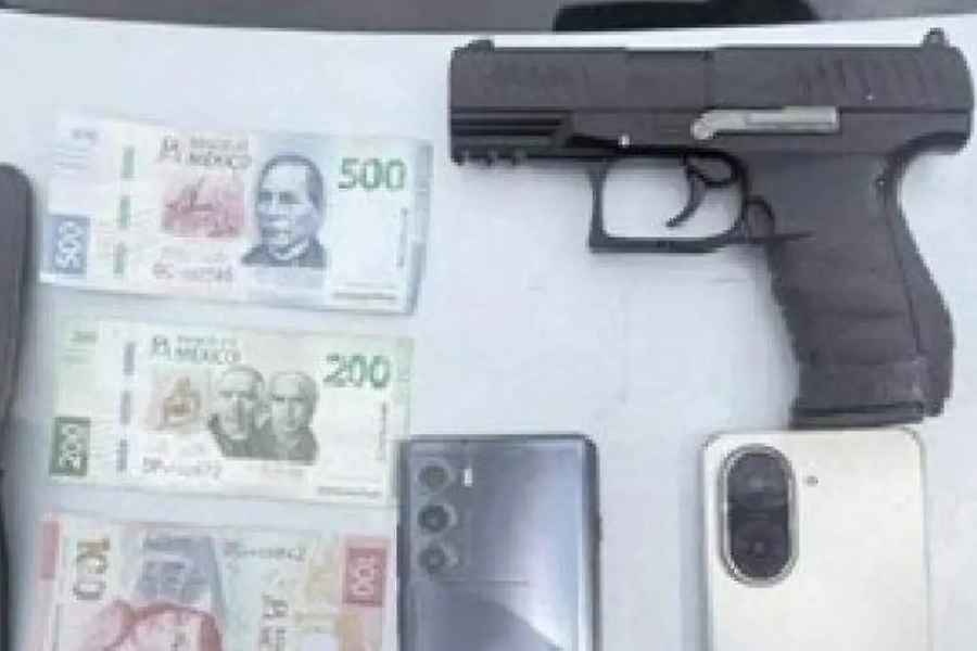 Policías detuvieron a dos hombres luego de asalto y persecución en la CDMX