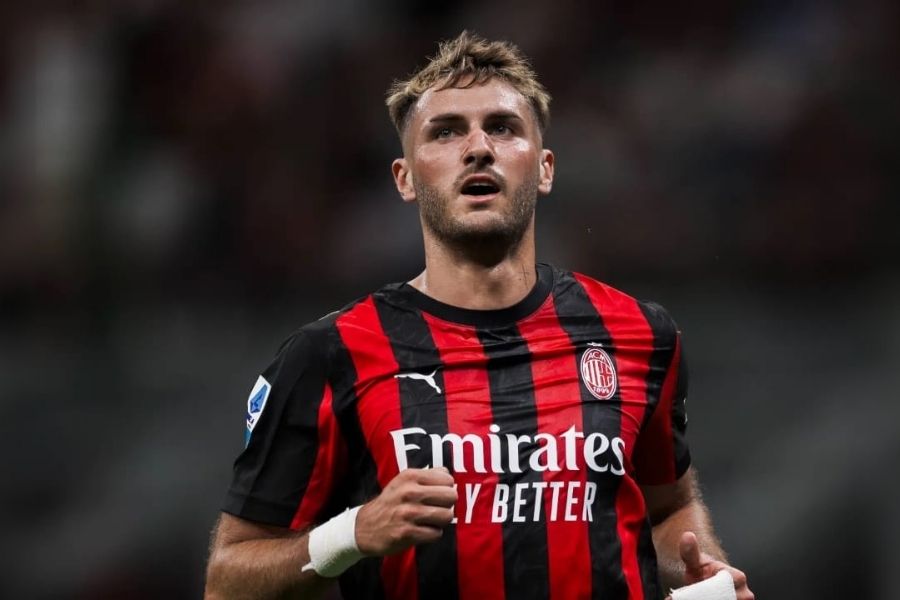 Santiago Gimenez Milan recuperación