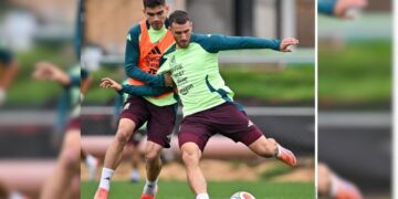 Santiago Giménez recuperación de tobillo