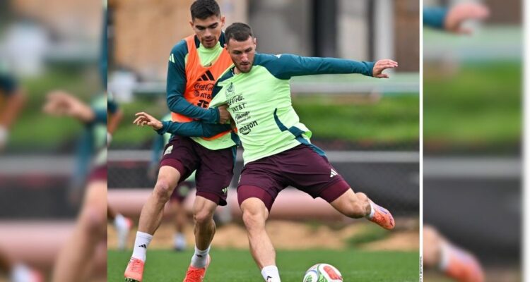 Santiago Giménez recuperación de tobillo