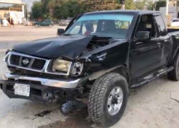 aparatoso percance El Mante Nissan