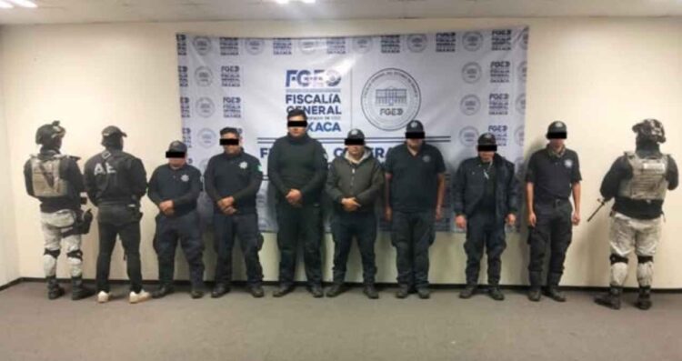 Siete policías detenidos tras asesinato de un menor en San Miguel Panixtlahuaca, Oaxaca