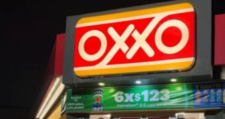 Sujeto roba en el mismo OXXO en Matamoros, Tamaulipas