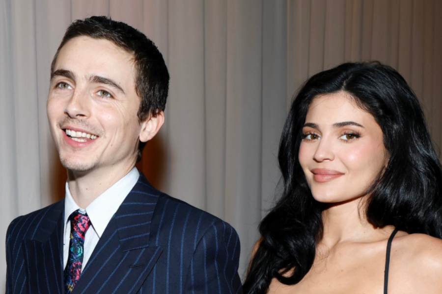 Timothée Chalamet agradece a Kylie Jenner en premiación y desata comparaciones con Christian Nodal