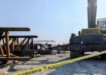 Trabajador sufre lesiones al caerle viga durante trabajos de soldadura en Guadalupe, Nuevo León