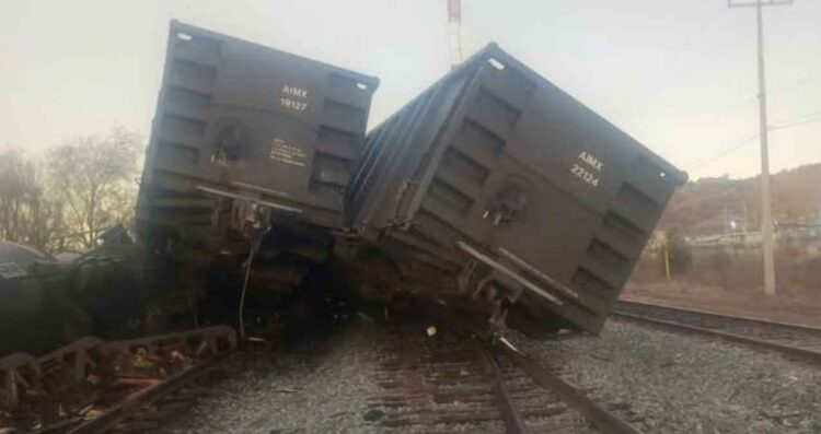 Tren de carga se descarrila en el municipio de Nogales, Sonora