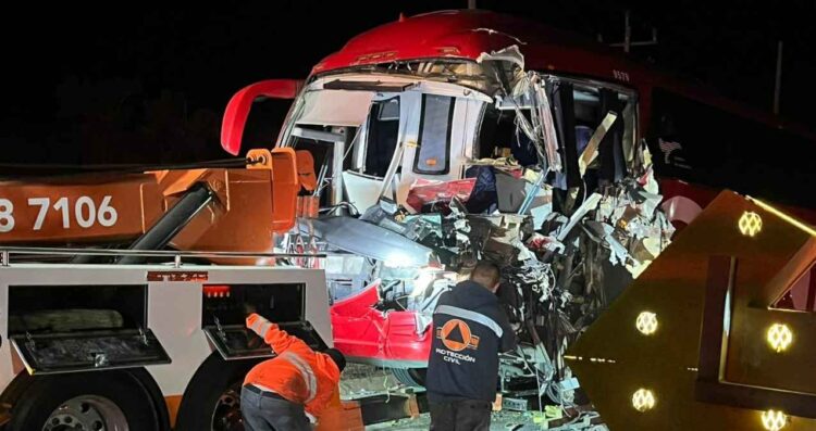 Última hora Nuevo León: Choque autobús de Tamaulipas