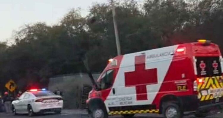 aparatosa volcadura en Allende