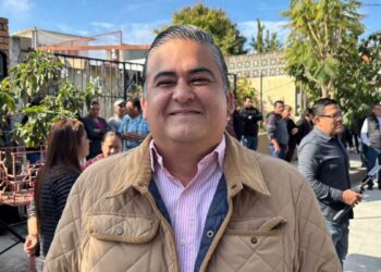 candidato alcaldía en Victoria