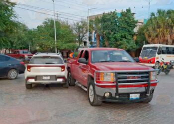 choque en cruce del centro en Victoria