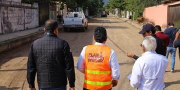 pavimentación en la colonia Libertad en Victoria