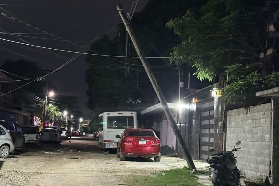 postes en mal estado Ciudad Madero