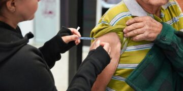 vacunación COVID e influenza Nuevo Laredo