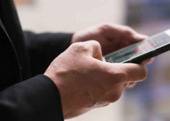 ¿Podrías quedarte sin WhatsApp si no registras tu línea telefónica en el padrón