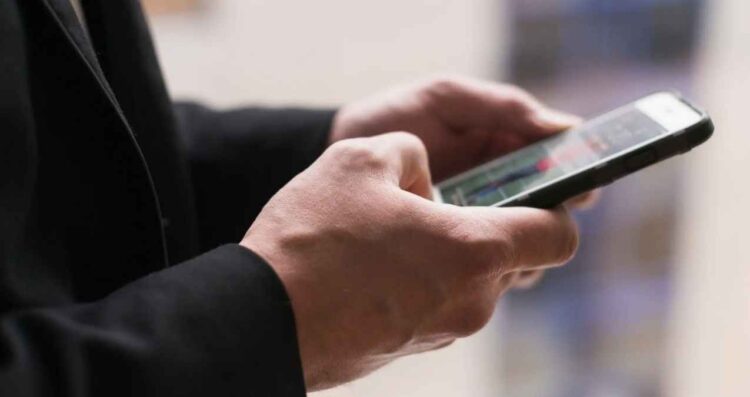 ¿Podrías quedarte sin WhatsApp si no registras tu línea telefónica en el padrón
