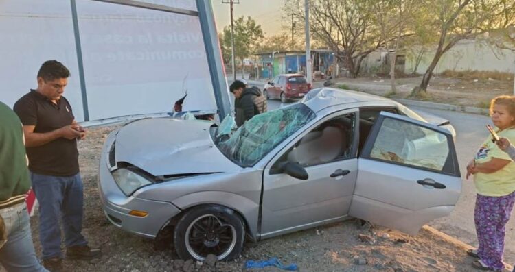 Accidente vial deja a joven conductor lesionado en Reynosa, Tamaulipas