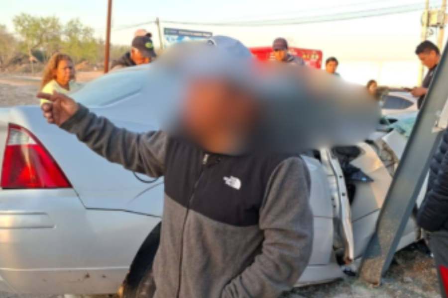 Accidente vial deja a joven conductor lesionado en Reynosa, Tamaulipas