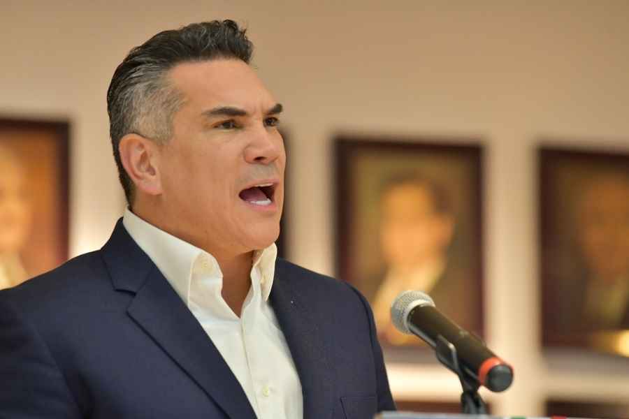 Alejandro Moreno critica al gobierno por crisis sanitaria ante brote de sarampión en México