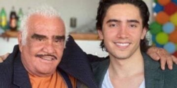 Alex Fernández comparte emotivo mensaje para su abuelo Vicente Fernández