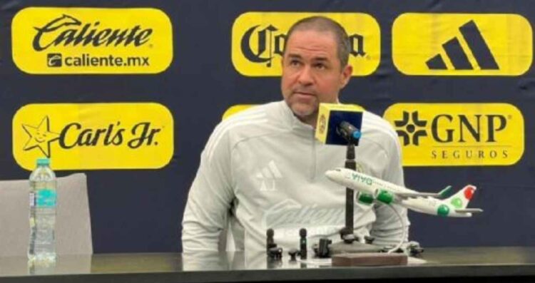 André Jardine confirma a Kevin Álvarez en la banca y Veiga como titular ante Puebla