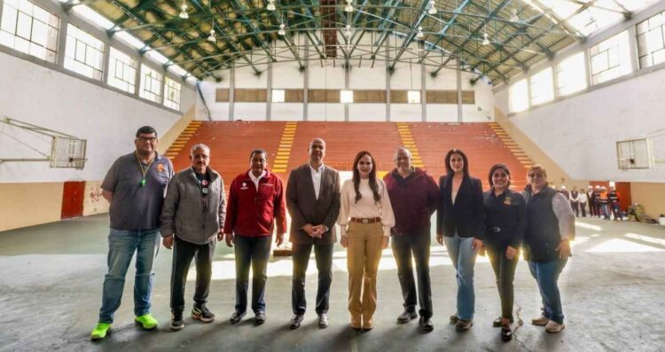 Avanza rehabilitación del escuadrón 201; Carmen Lilia reafirma compromiso con el patrimonio histórico de Nuevo Laredo, Tamaulipas