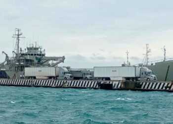 Ayuda humanitaria parte de México rumbo a Cuba por vía marítima