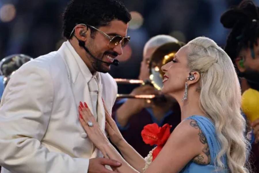 Bad Bunny sacude el Super Bowl LX con su show latino y rompe récords