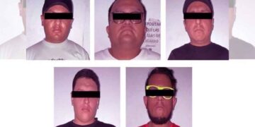 Caen cinco hombres por presunta extorsión a transportista en Ciudad de México