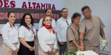 Celebran matrimonios colectivos en CEDES Altamira, Tamaulipas