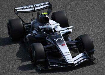 Checo Pérez test Bahréin