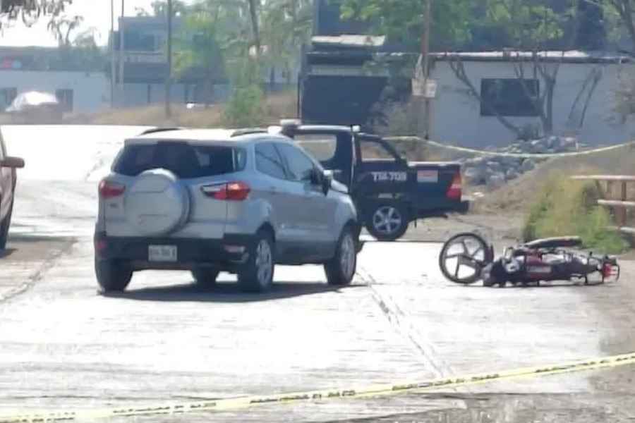 Choque frontal deja a un motociclista sin vida en Juárez, Nuevo León