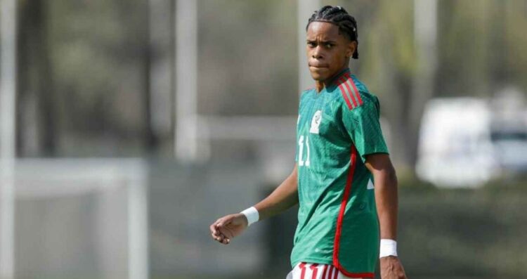 Con 18 años, Matheus Reis impone récord con la cláusula más alta para un futbolista mexicano