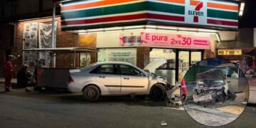 Conductor queda herido tras protagonizar choque múltiple en el Centro de Monterrey, NL