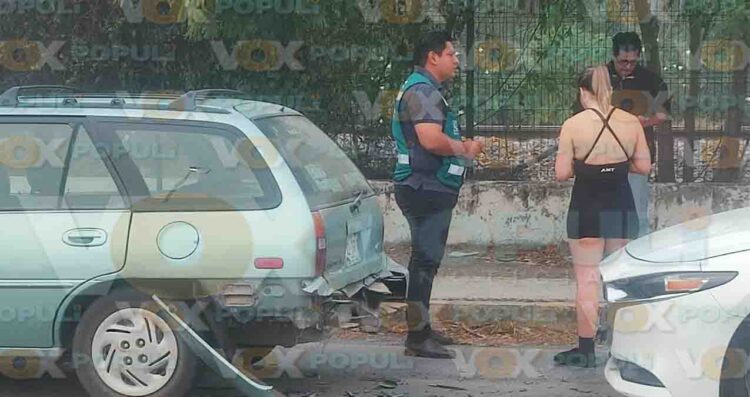 Conductora se distrae y provoca choque por alcance en Ciudad Victoria, Tamaulipas