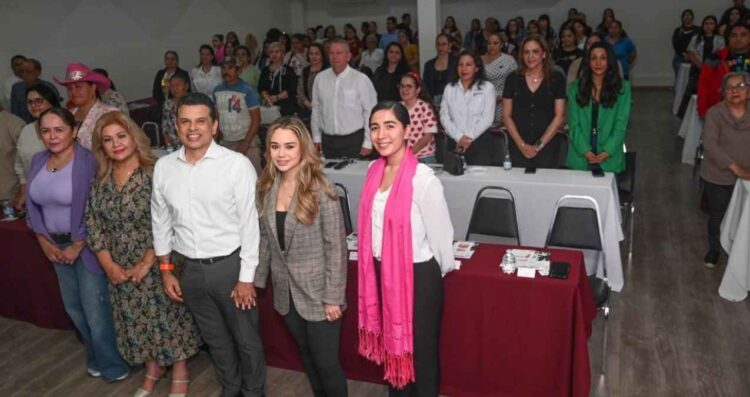 Conmemoran DIF y Municipio Día de la Mujer Mexicana